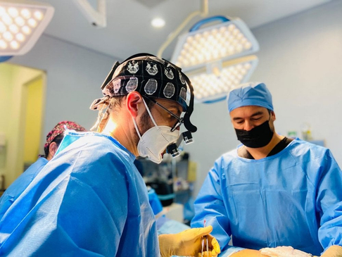 Slider image (2) Dr. Eduardo Cartagena Plastic and Reconstructive Surgeon